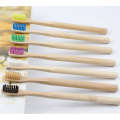 Escova de dentes de bambu embalada e ecológica